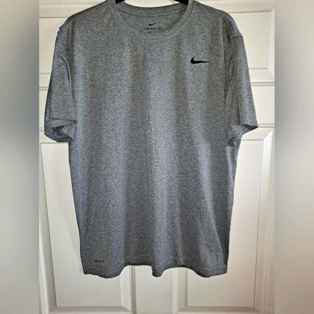 NIKE Tshirt